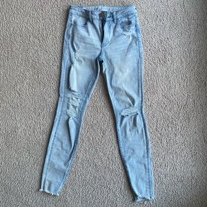 American Eagle Ripped Light Wash Jeans